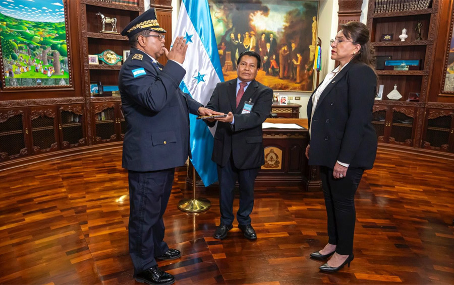 Juan Manuel Aguilar es el nuevo director de la Policía Nacional / Proceso Digital