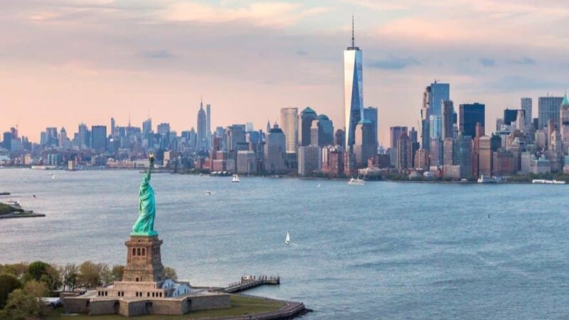 Costo de vida en Nueva York se dispara a un nivel más alto este mes por aumento a tarifas de servicios como energía eléctrica, gas y transporte