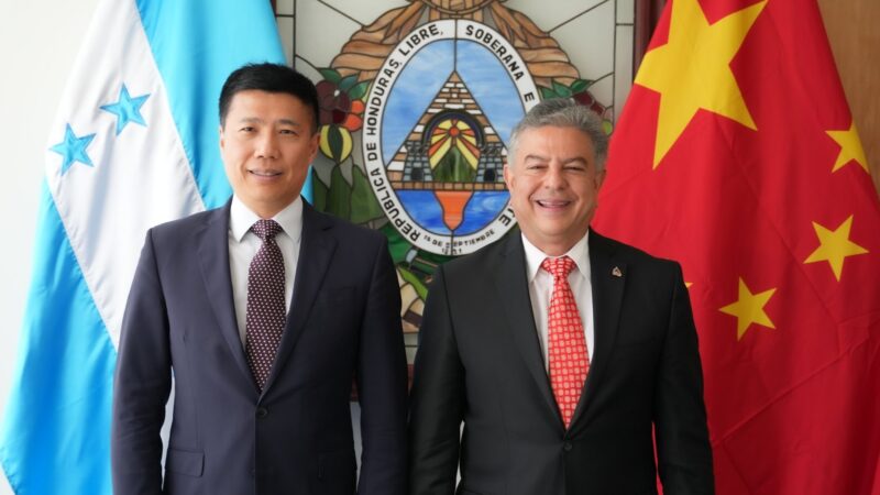 El embajador de la República Popular China en Honduras se reunió con secretario de Gobernación para discutir proyectos de desarrollo y cooperación en beneficio del pueblo hondureño