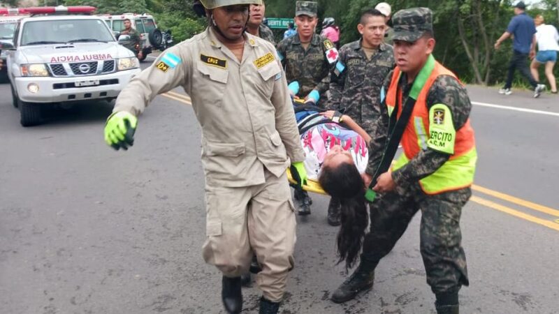 El trágico accidente de autobús en carretera a Olancho dejó decenas de víctimas, entre muertos y heridos de gravedad