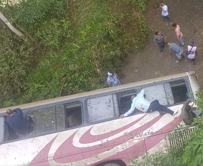 Ministerio Público acusa por 5 delitos al «conductor de rastra» que provocó la tragedia en la carretera a Olancho donde 11 personas murieron y decenas resultaron heridas